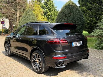Porsche Cayenne 3.0d gts - 4