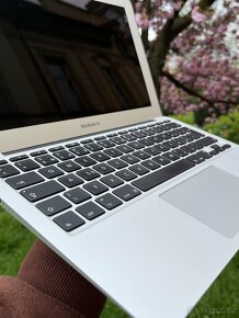 MacBook Air 11” 2016 - 4