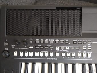Yamaha PSR SX 600 - 4