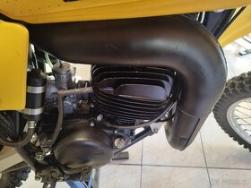 Suzuki RM 250 - 4