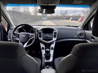 Chevrolet Cruze 2.0TDi SportsLine | 120 kW | Najeto 161 xxx - 4