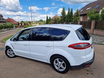 Ford S-Max 2.0 benzin 107 kw - velmi hezký - - 4