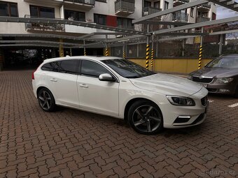 Volvo V60 D6 R-Design hybrid - 4