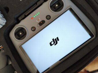 Dji mini 4 pro + sada ND, 64gb, kufr, baterie - 4