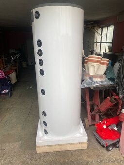 Bojler na teplou vodu 242l - 4