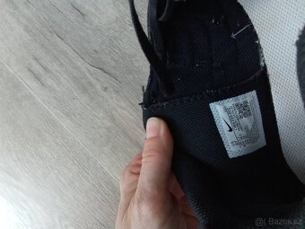 Sportovní boty Nike vel. 38,5 - 4
