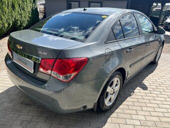 Chevrolet Cruze 1.8 + LPG 104KW, Nové ROZVODY, Park. KAMERA - 4
