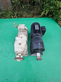 Motorek na gril na 380V /220V - 4