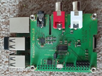 Raspberry Pi2 + TP Link Wireless N USB adapter + HiFiBerry - 4