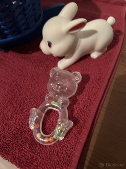 Panenka starožitná v kolebce - 4