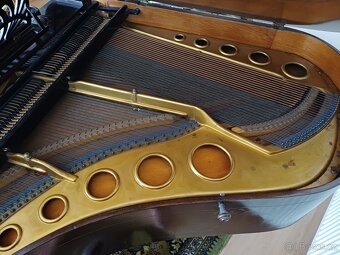 Piano ANT PETROF - 4