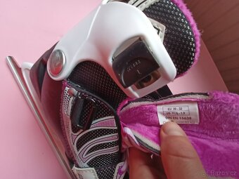 Dívčí zimní brusle - 4