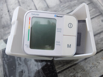 Měřič tlaku - 4