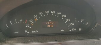 Mercedes A 170 CDI - 4