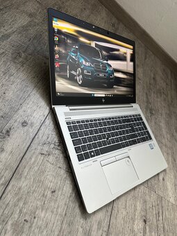 HP ELiTEBOOK v kovovém provedení v plné výbavě - 4