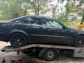 Náhradní díly Mercedes e220 w211 - 4