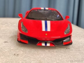 Ferrari 1:24 - 4