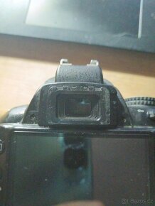 Tělo Nikon D3000 bez baterie - 4