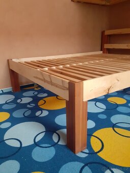 Masivní postel dvojlůžko, mahagon - 4
