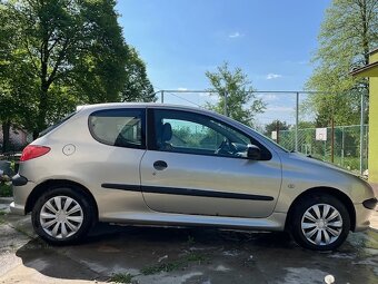 Peugeot 206 1.4, repas hlavy, nový výfuk, TK 8/26, tažné - 4