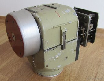 Fotopřístroj s objektivem Meopta Belar ČR + prodej sbírky - 4