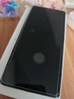 Honor magic 5 lite 5g. 8/256gb záruka - 4
