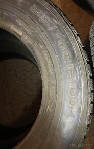 Pneu 215/70 R16 Nokian - 4