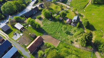 Dům s č.p., st. pozemek 1486 m2 Huslenky - Kychová - 4