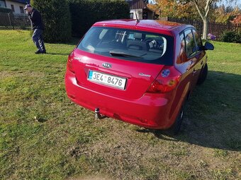 Kia ceed 1.4 80 KW  11/2008 - 4