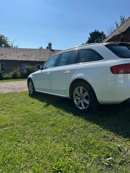 Audi A4B8 - 4