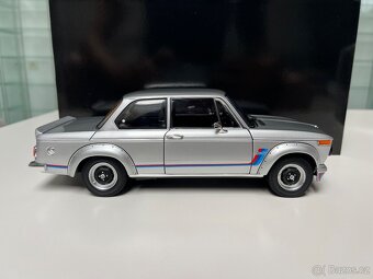 BMW 2002 Turbo 1:18 Kyosho - 4