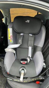 Otočná dětská autosedačka Britax Romer Dualfix M i-Size - 4