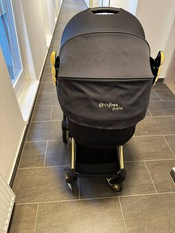 Cybex Priam by Jeremy Scott Wings – ve skvělém stavu - 4
