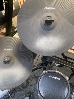 Alesis DM10 - 4