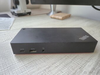 Lenovo ThinkPad USB-C Dock Gen 2
Dokovací stanice - 4