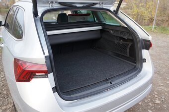 ŠKODA OCTAVIA IV COMBI-OBOUSTRANNÝ KOBEREC ORIGINAL - 4