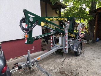 Pronájem přívěsné pracovní plošiny - 4