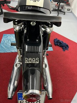 BMW R69S – originální stav, černá barva, velmi pěkný - 4