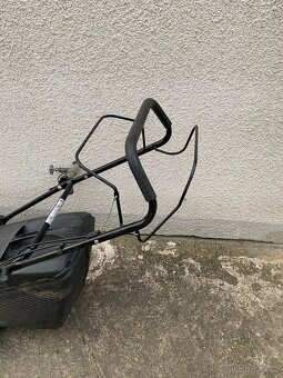 Zahradní sekačka s pojezdem - 4