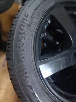 5x112R17 215/55R17 zimní sada Škoda Superb 3 - 4