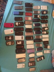 Mobily různé značky - 4