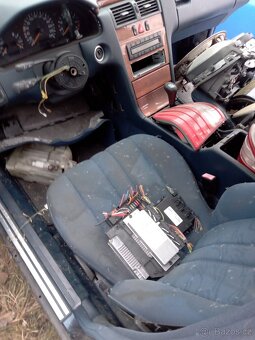 Mercedes-Benz E210 combi - 4