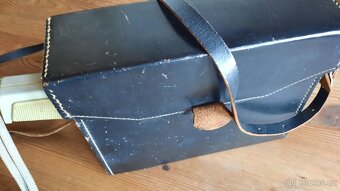 Retro mechanická kamera. - 4