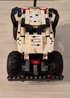 42150 LEGO Technic - Monster Jam™ Monster Mutt™ Dalmatin - 4