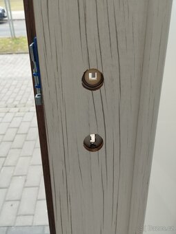 prodám interiérové dveře Boulit - 4