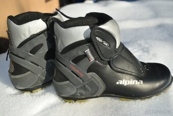 Prodám běžecké boty č,9 Alpine - 4