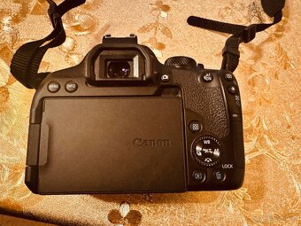 Prodám Canon EOS850D - 4
