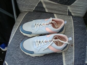 Boty sportovní vel.36 - 4