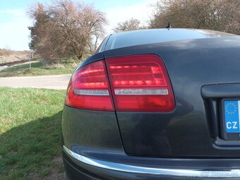 Audi A8 D3 4,0TDI 202kw Jen Díly - 4