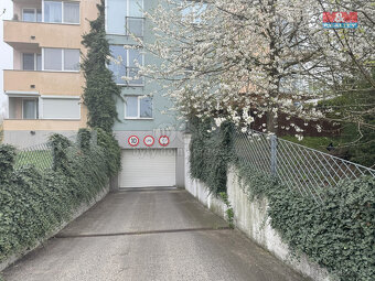 Prodej garážového stání v Praze, ul. Pod Nouzovem - 4